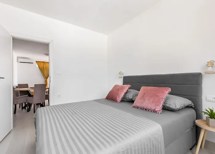 Apartment Ciovo *